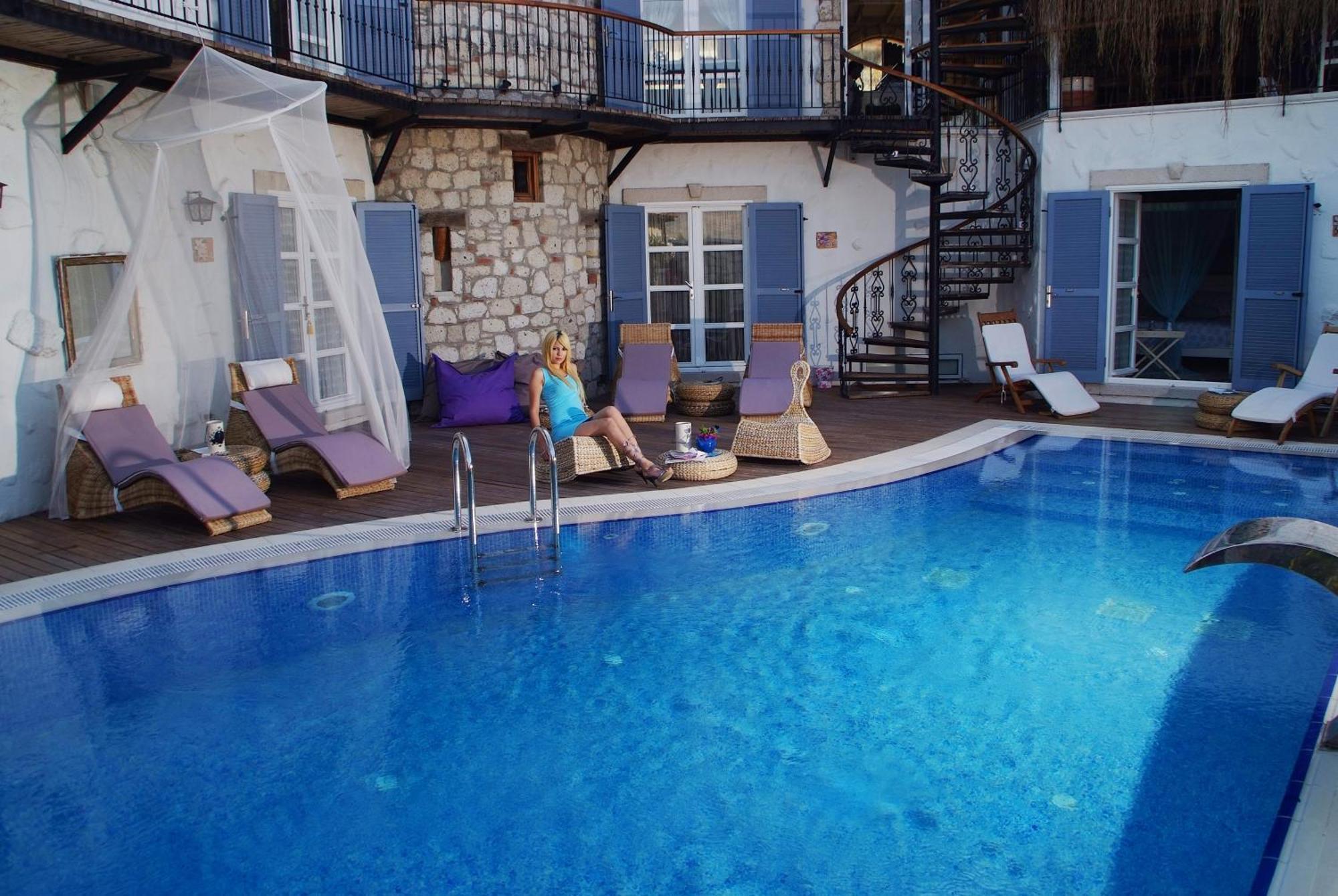 Chigdem Hotel-Special Category Алачати Экстерьер фото