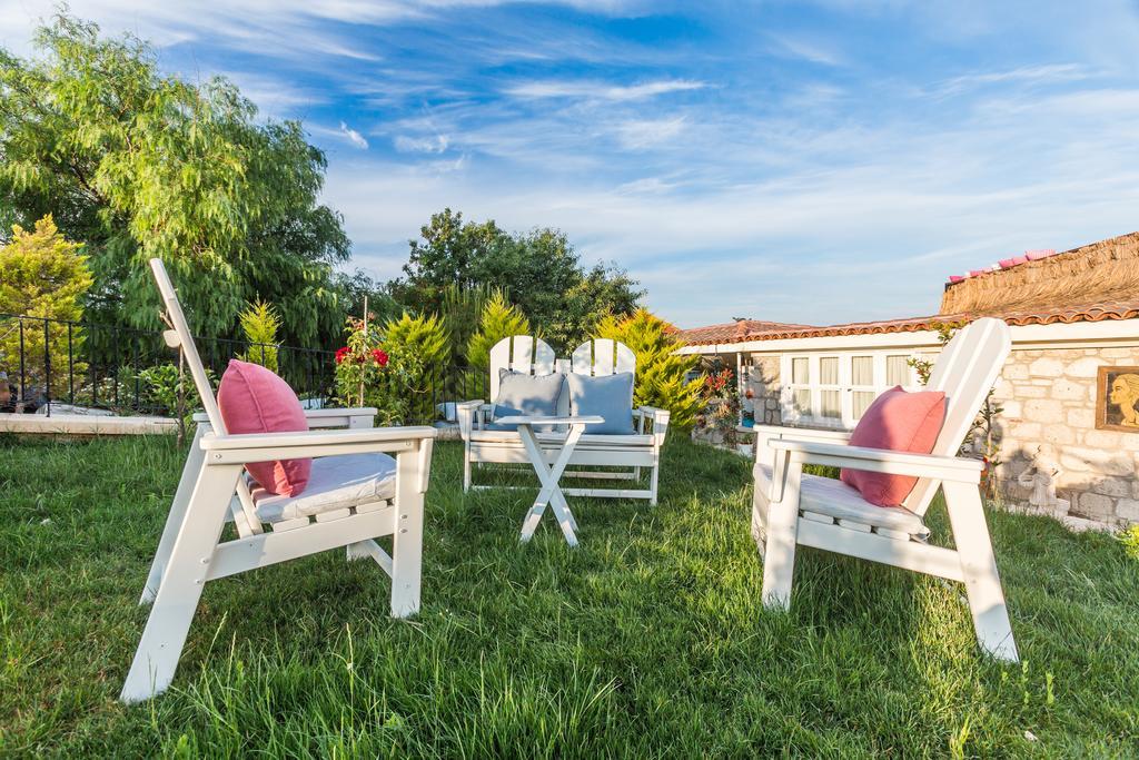 Chigdem Hotel-Special Category Алачати Экстерьер фото